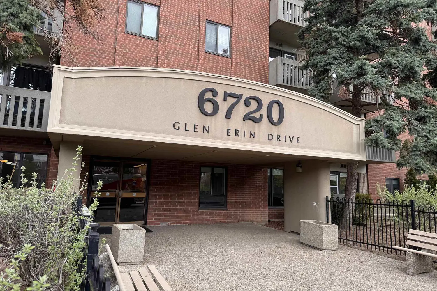 6720 Glen Erin Drive G5