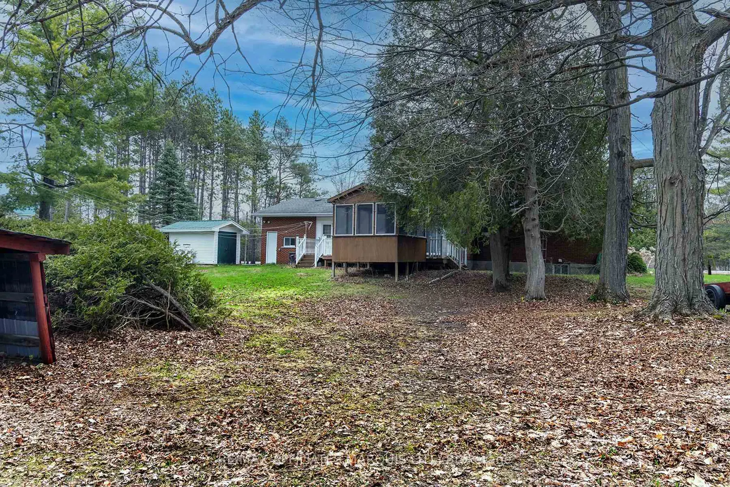 9098 County Rd 44 Road photo 4