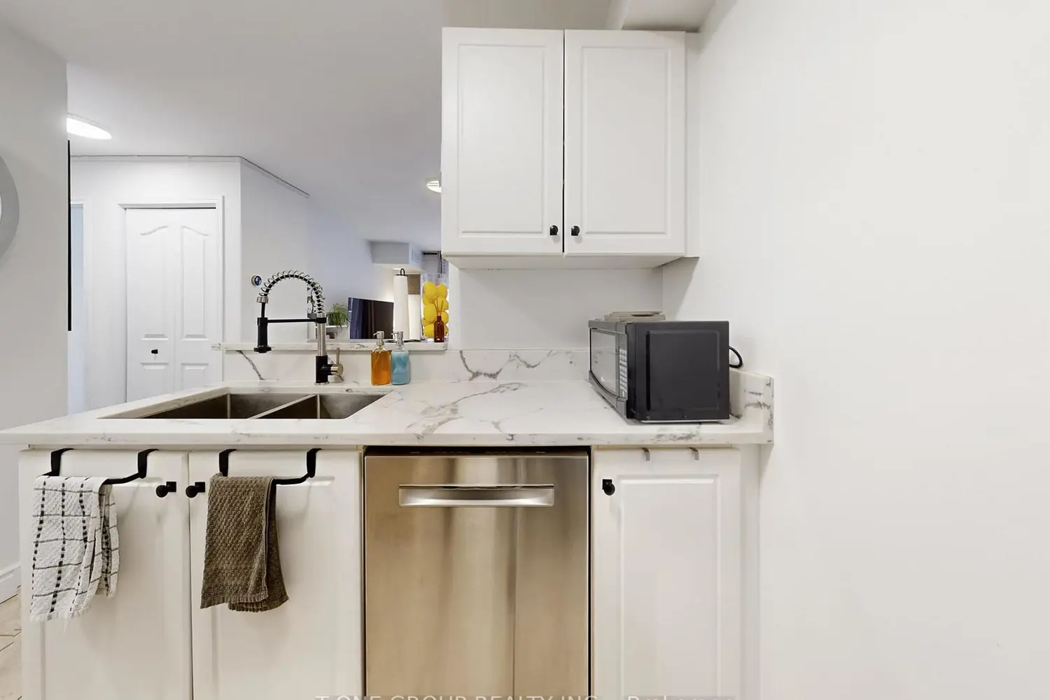 Additional image 6 of 5225 Finch Avenue 217