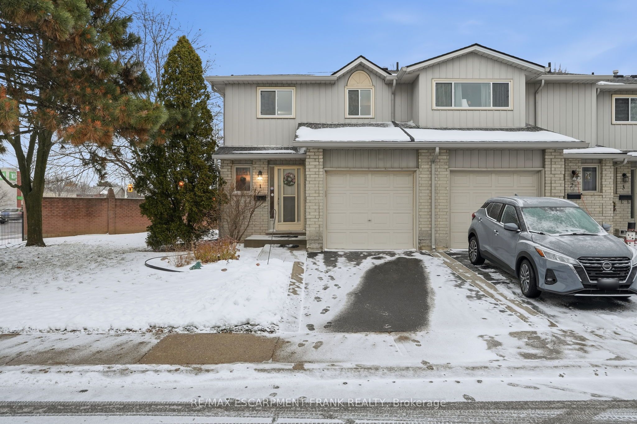 1-1675 Upper Gage Avenue, Hamilton, ON, L8W 3R7