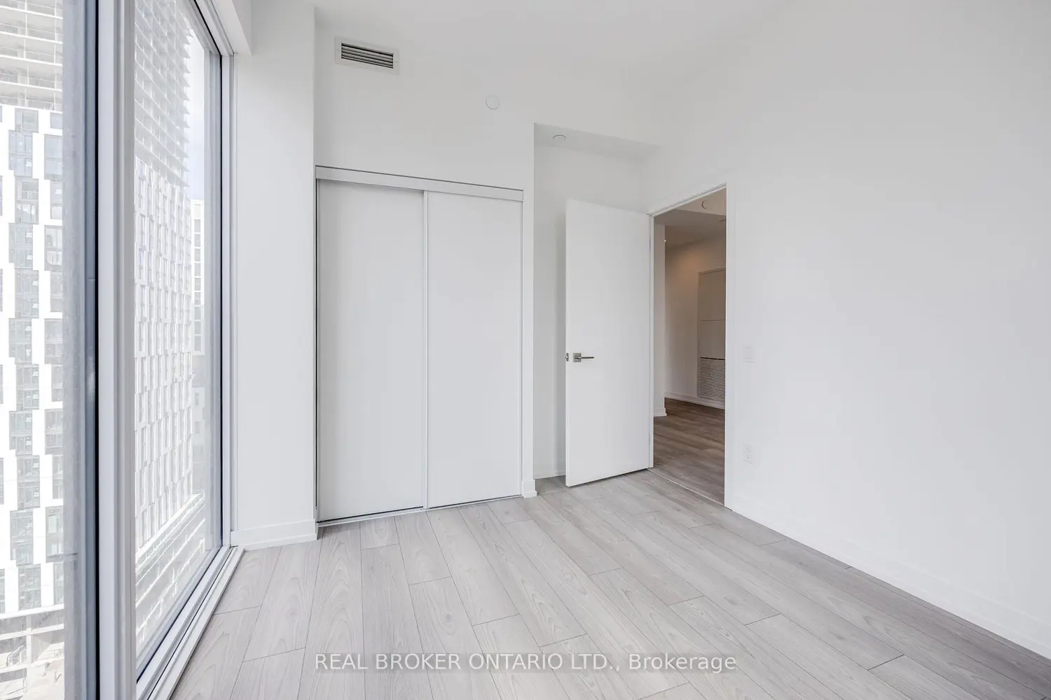 Additional image 12 of 82 Dalhousie Street 2006