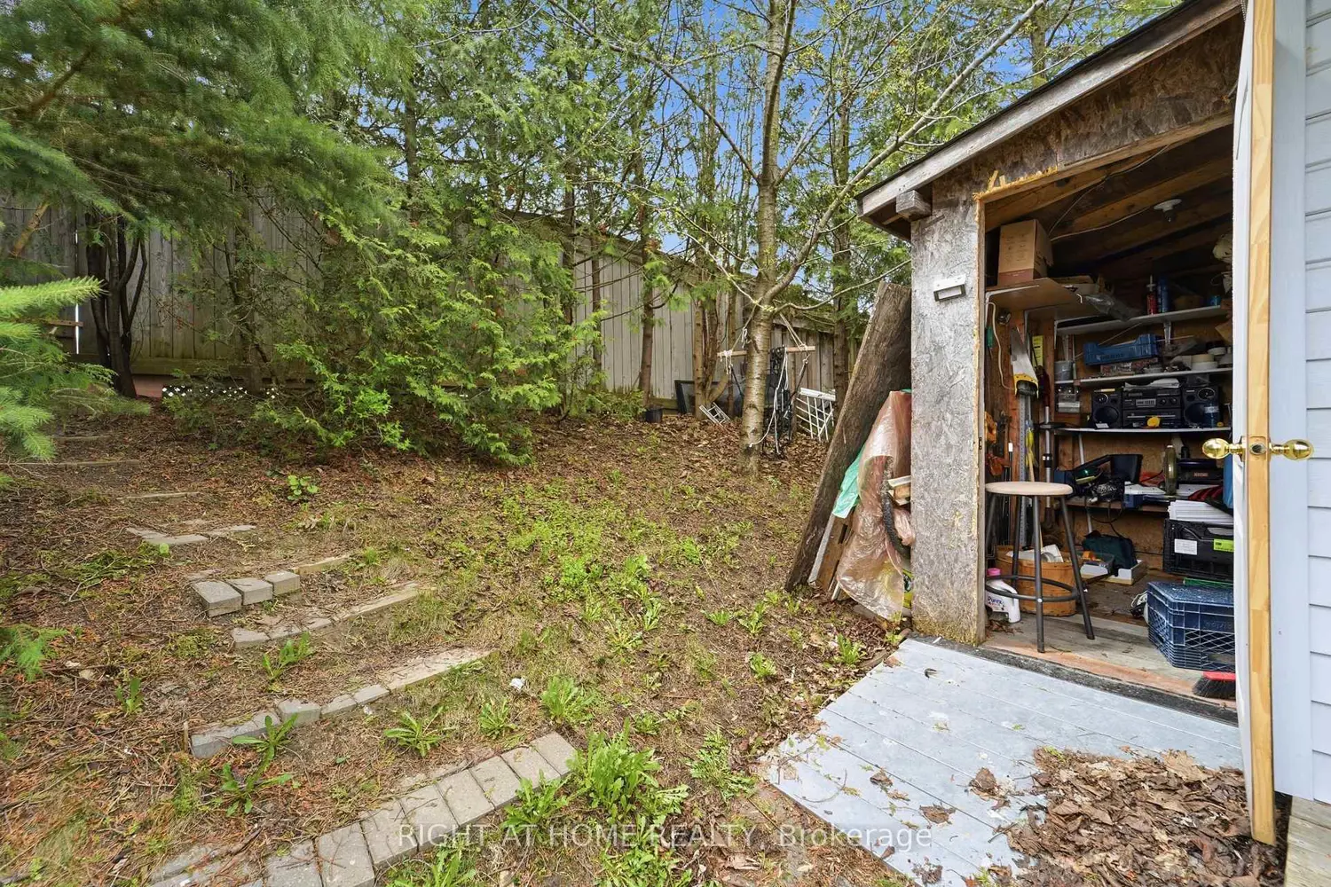 Additional image 20 of 83 Headwater Road