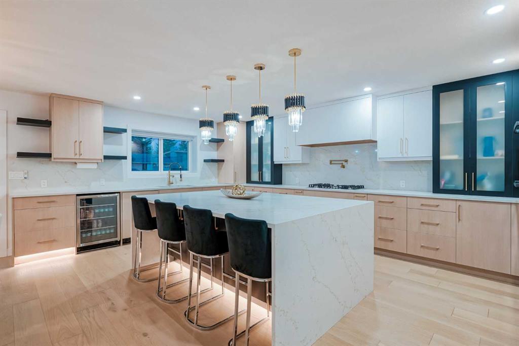 Additional image 5 of 4239 Vauxhall Crescent NW, Calgary, AB, T3A 0X8