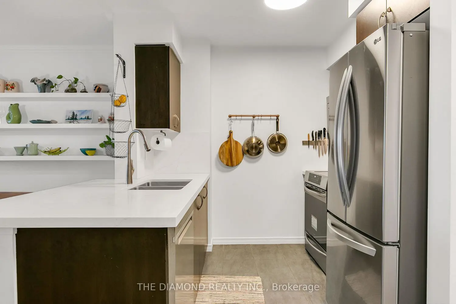 Additional image 8 of 61 Heintzman Street 1501