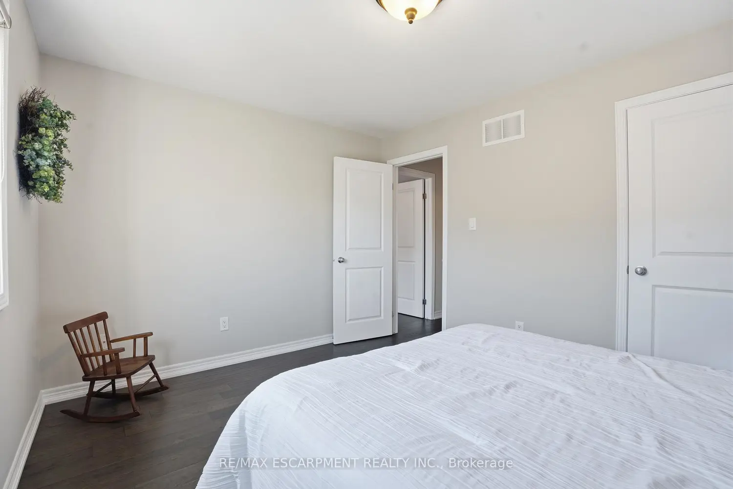 Additional image 14 of 441 Stonehenge Drive 40