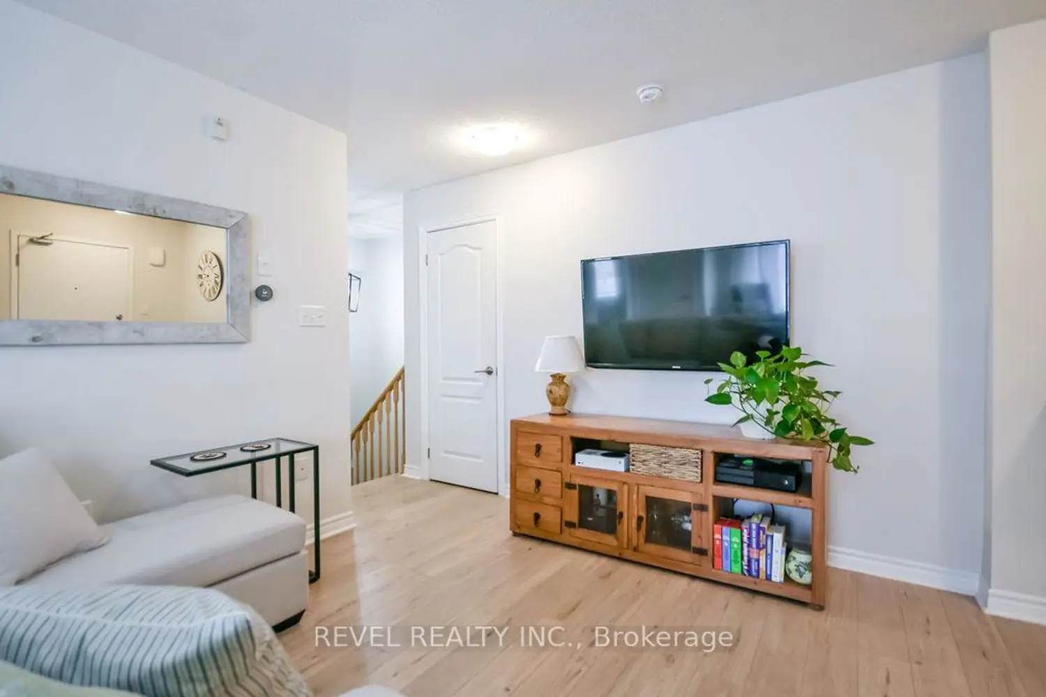 Additional image 5 of 51 Ferndale Drive 5