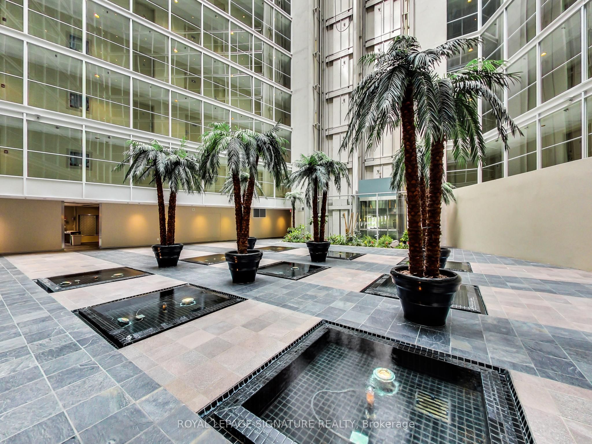 Additional image 4 of 1807-650 Queens Quay N/a W, Toronto, ON, M5V 2Y7