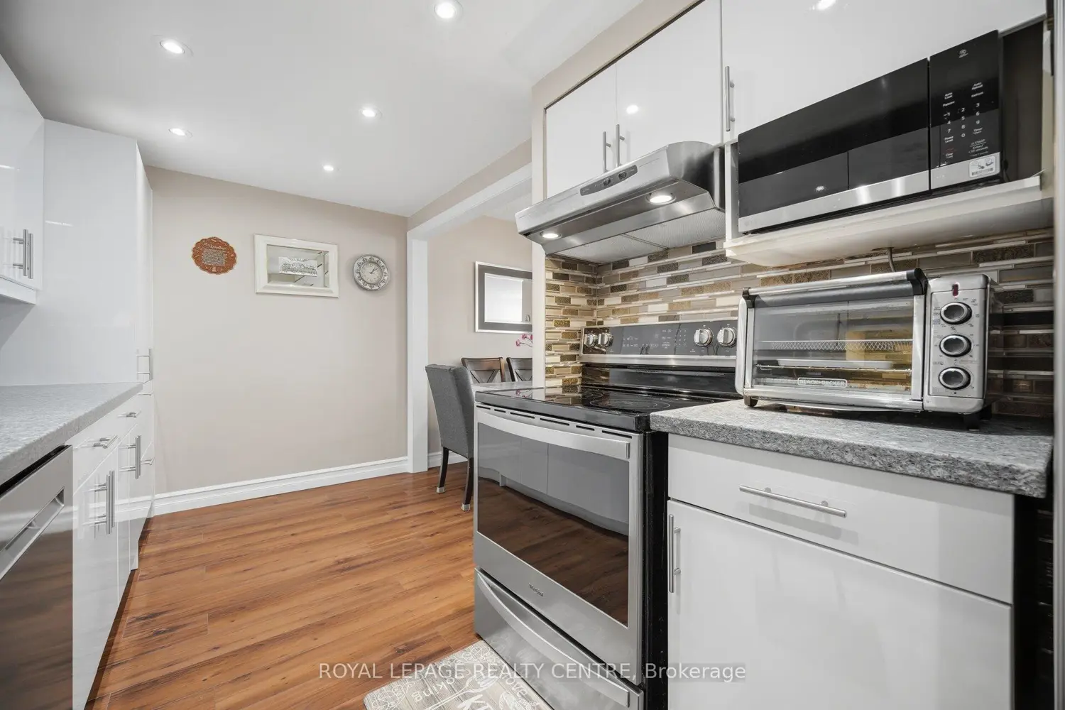 Additional image 8 of 2556 Argyle Road 1201