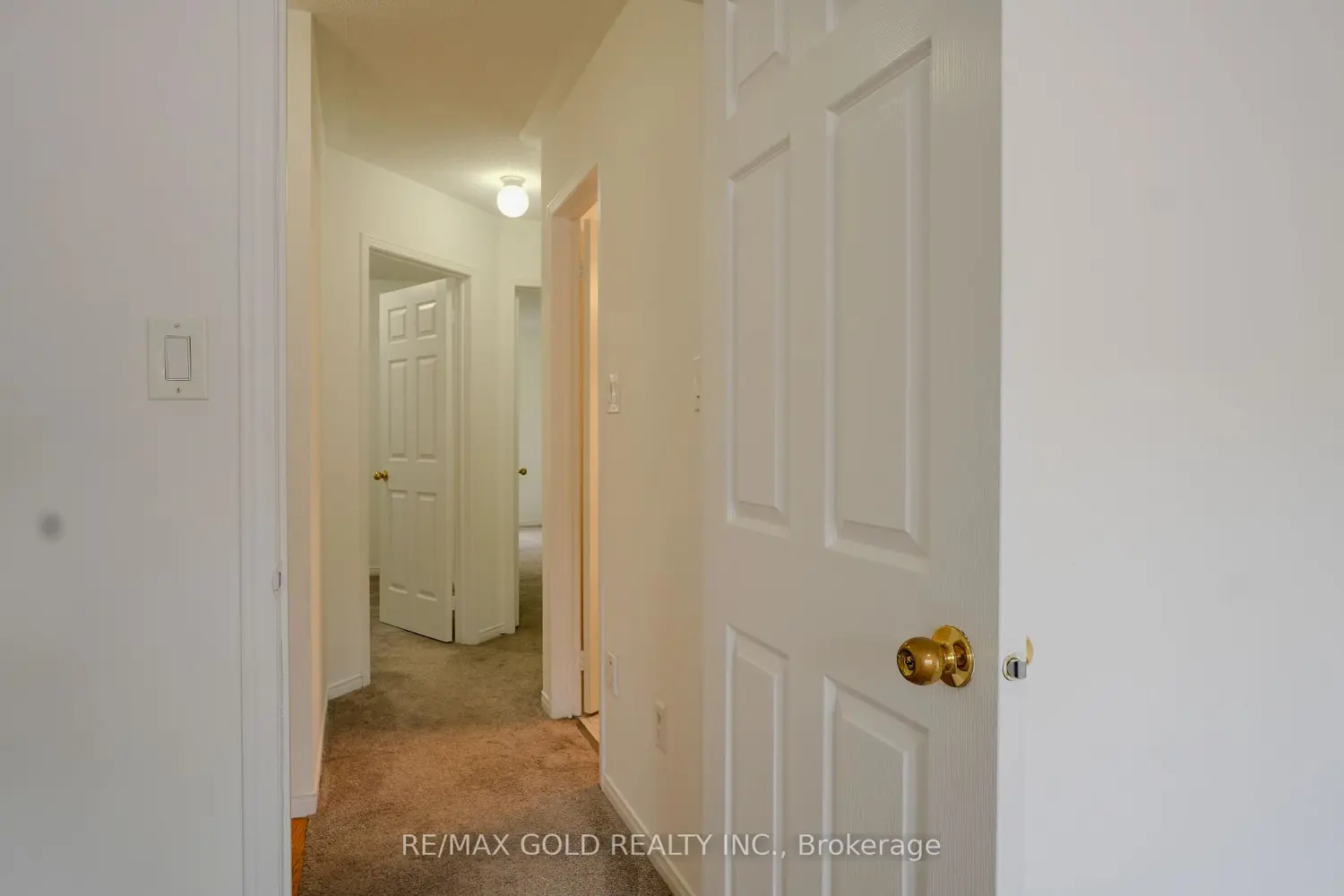 Additional image 9 of 7059 Fairmeadow Crescent