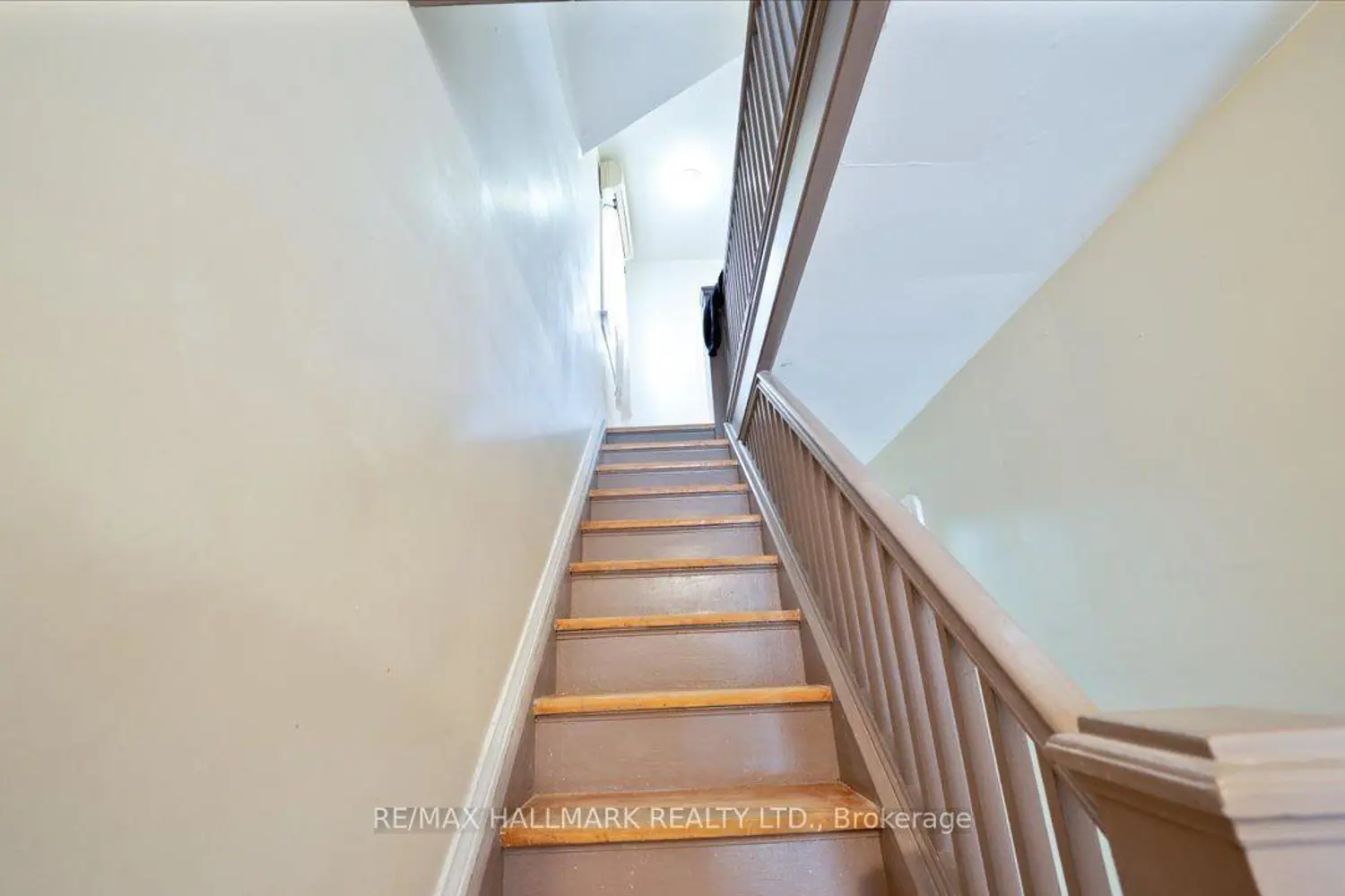 Additional image 11 of 39 Lanark Avenue