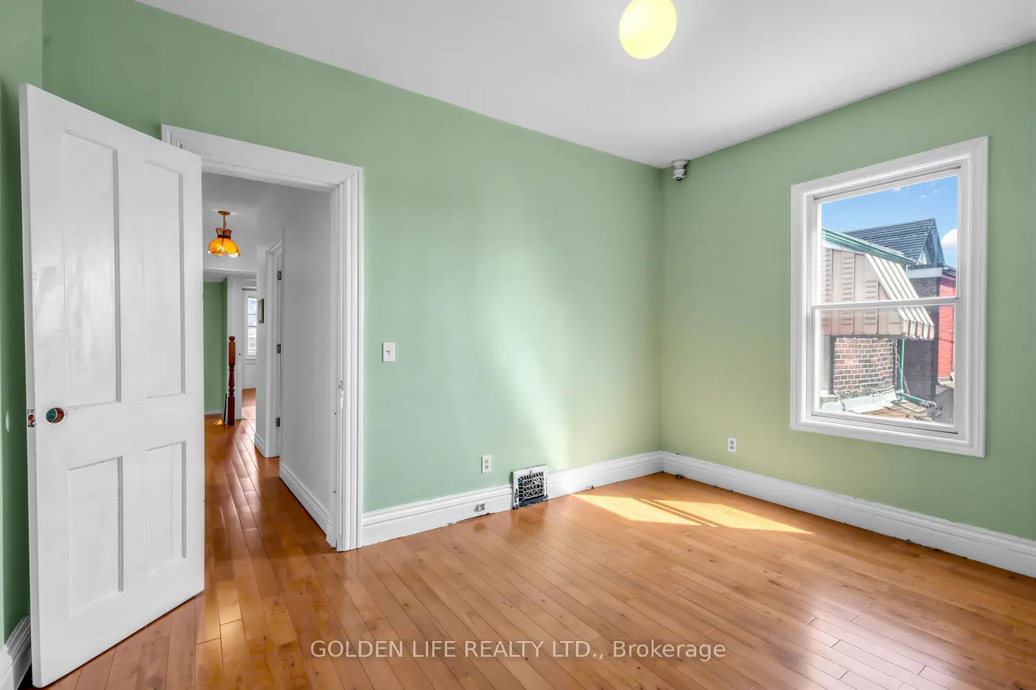 Additional image 15 of 128 Galt Avenue