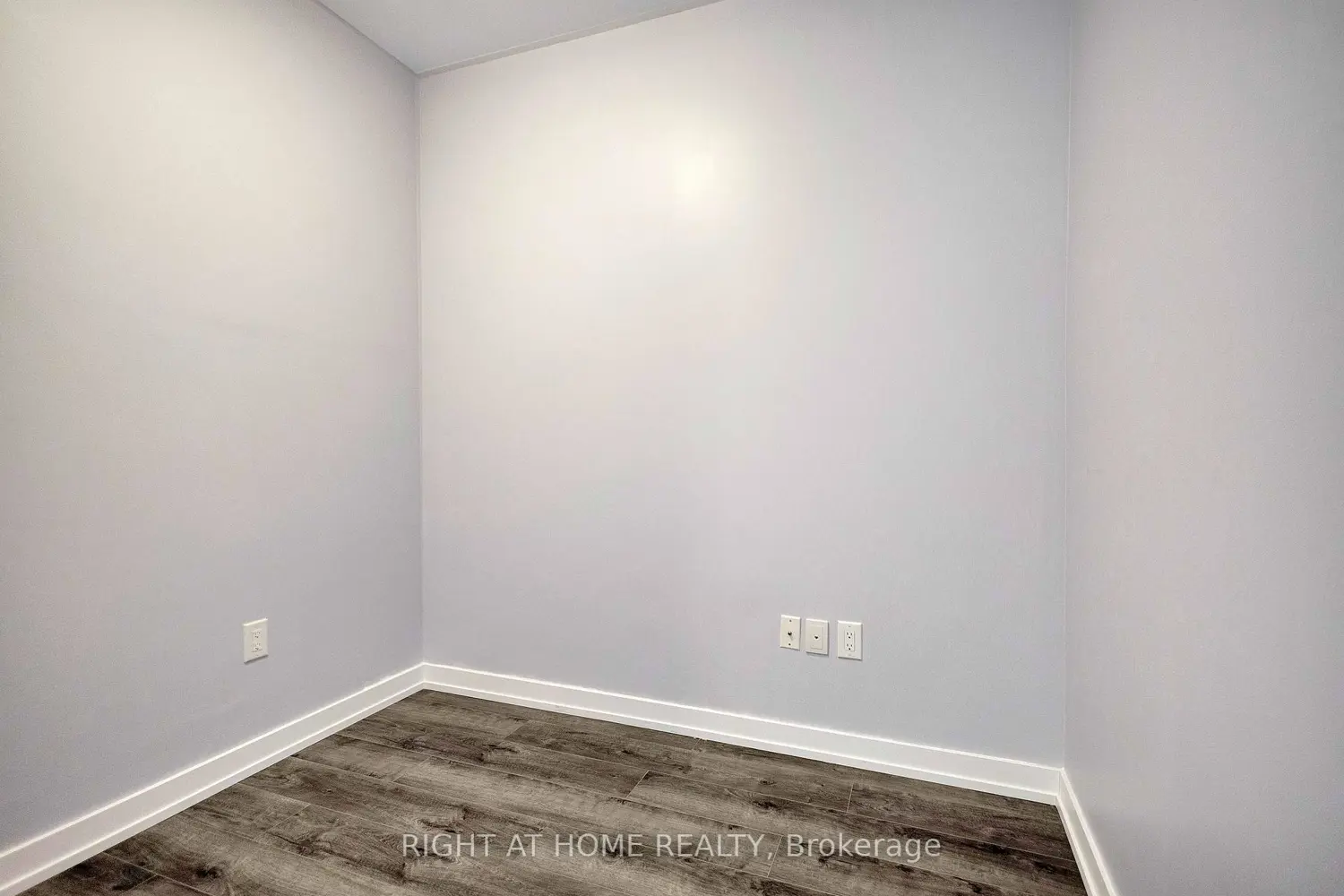Additional image 9 of 470 Dundas Street 519