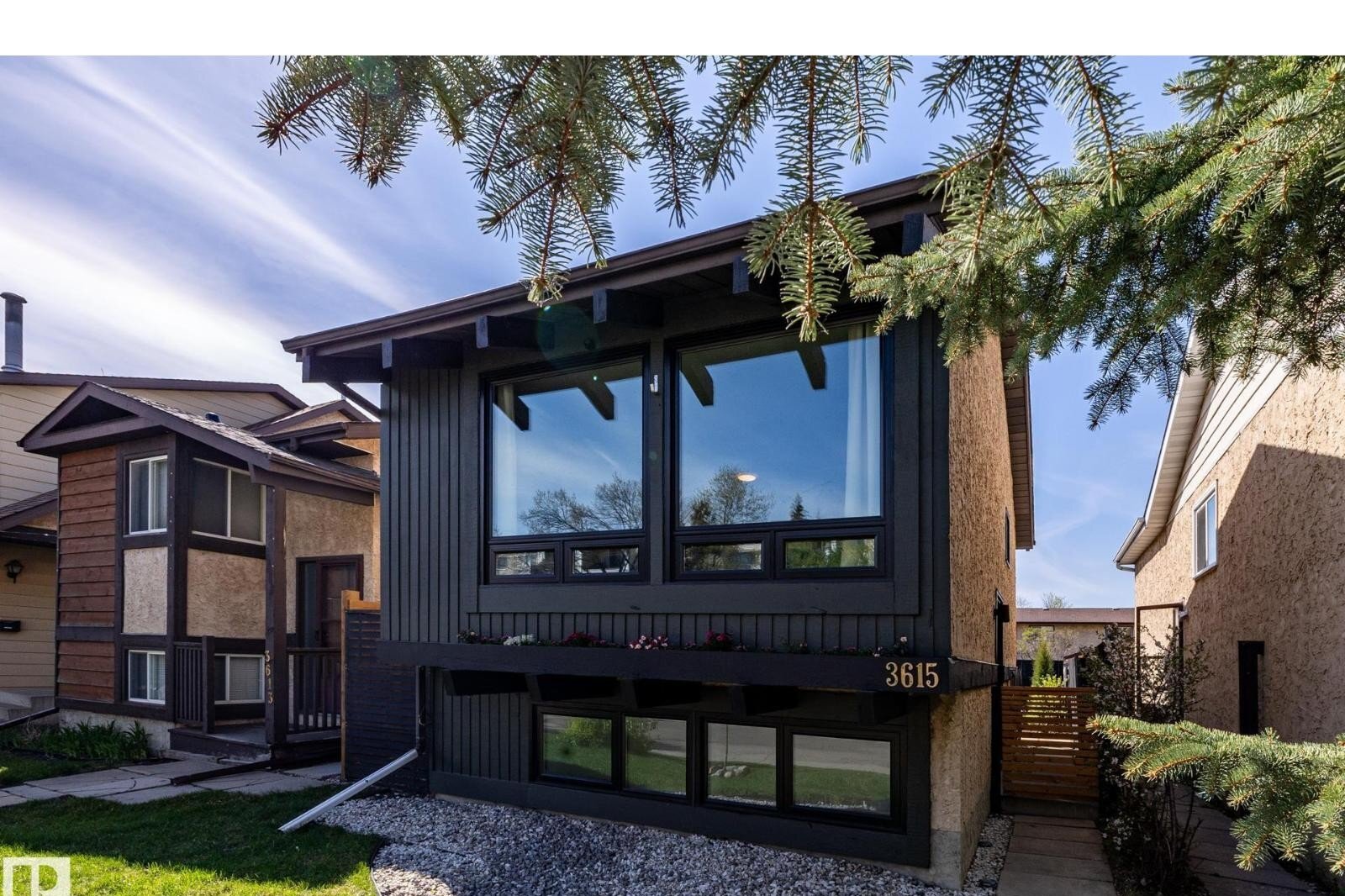 Additional image 7 of 3615 43 Avenue NW, Edmonton, AB, T5L4J5