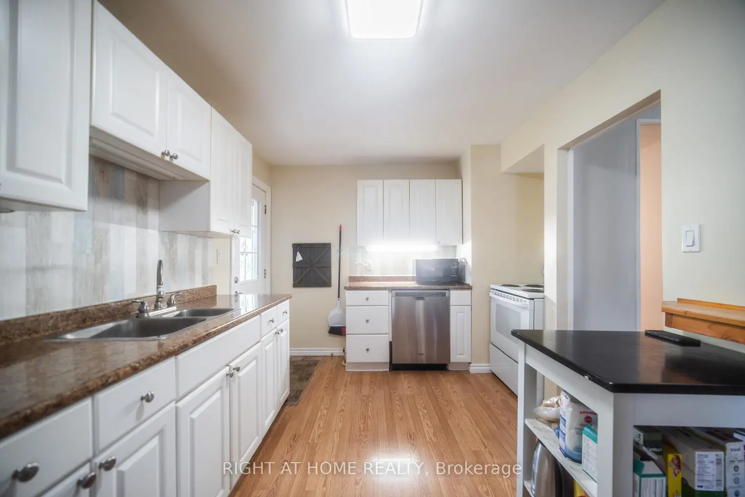 Additional image 2 of 1007 Ferrier Avenue