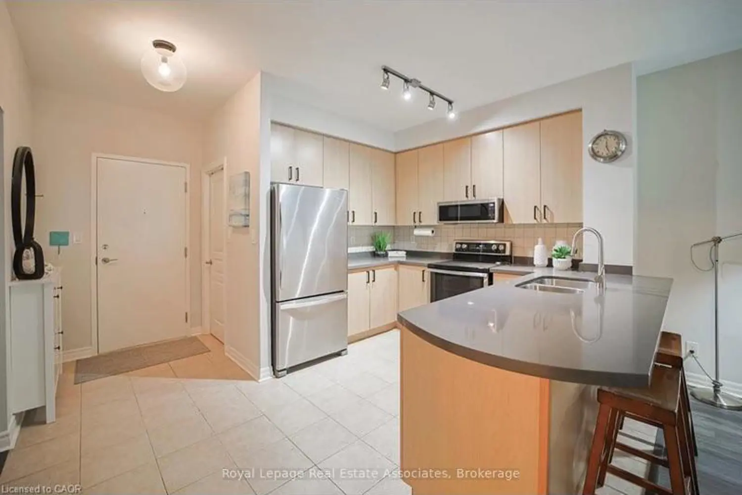 Additional image 3 of 80 Port Street 107