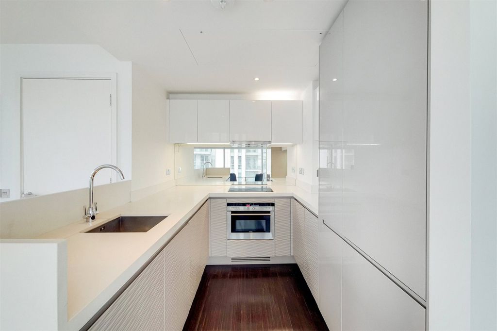Additional image 2 of 2 bed flat to rentPan Peninsula Square, London E14