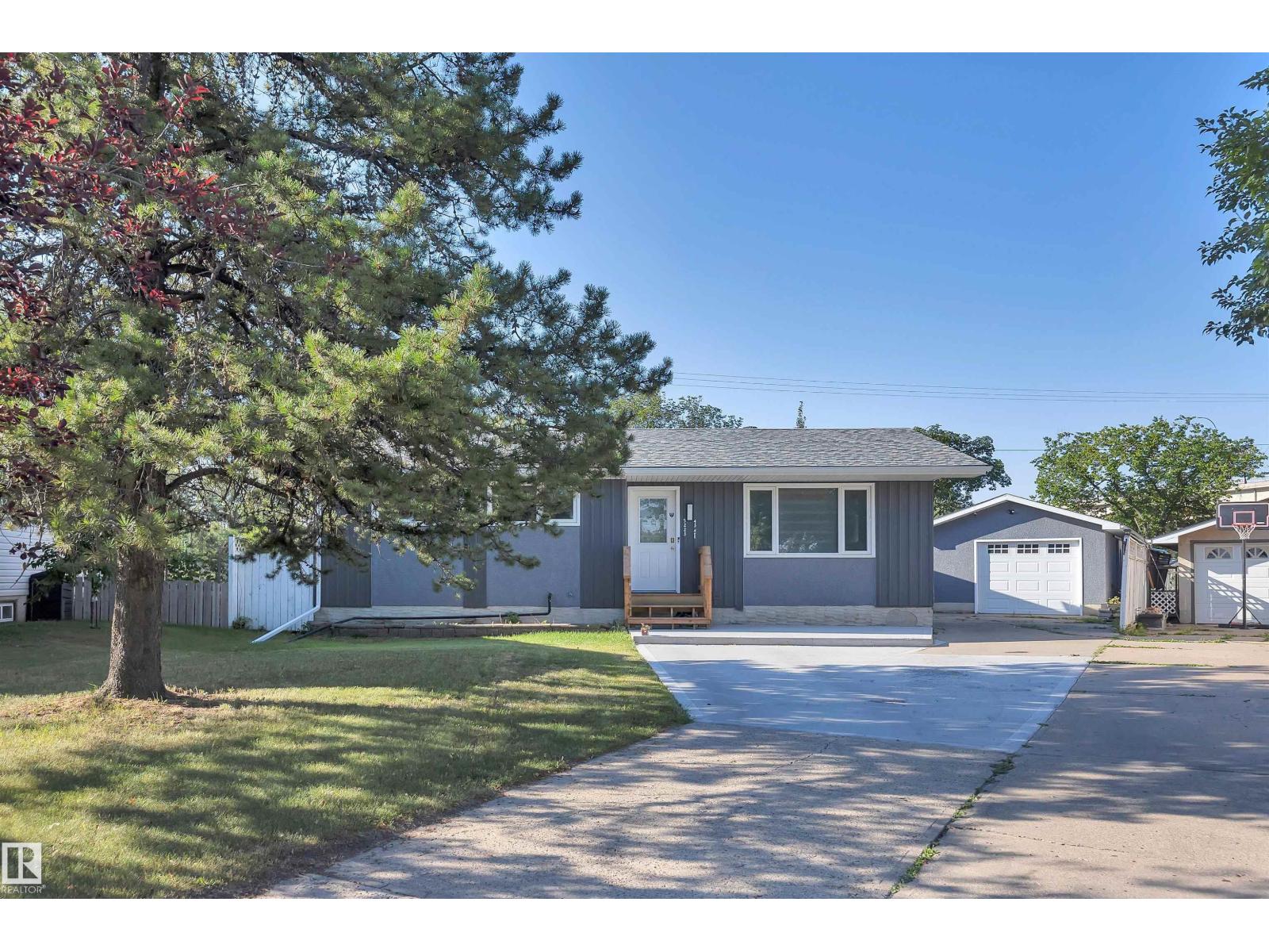 5223 43 Avenue, Leduc, AB, T9E5A9 photo 2