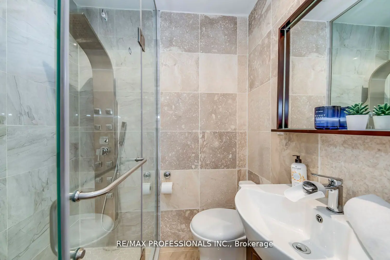 Additional image 14 of 4345 Bloor Street 51