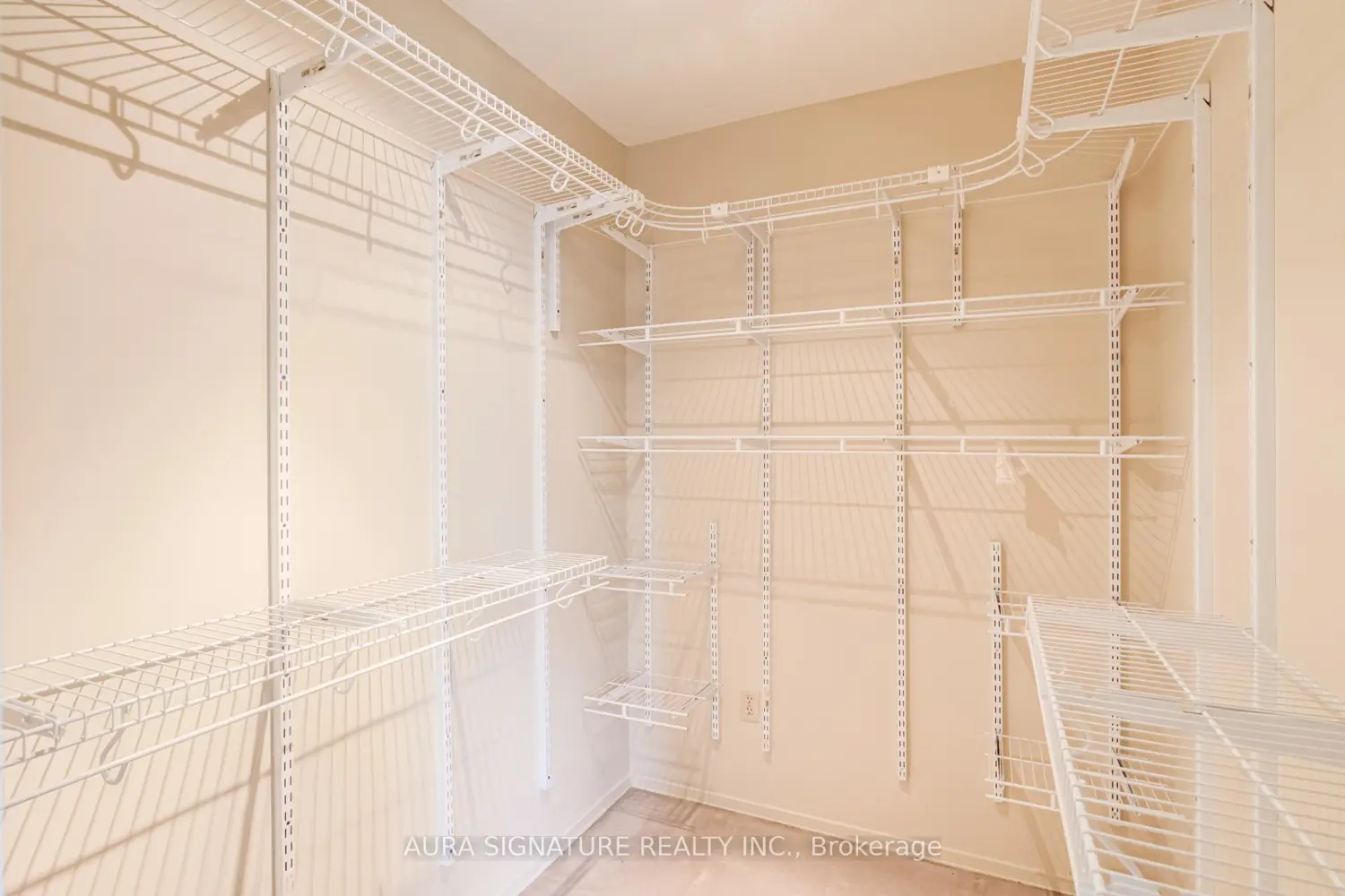 Additional image 15 of 3077 Weston Road 401