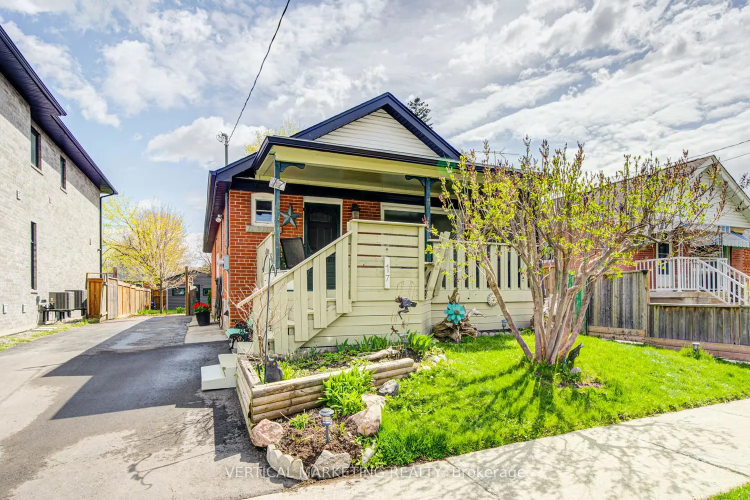 17 Arden Crescent