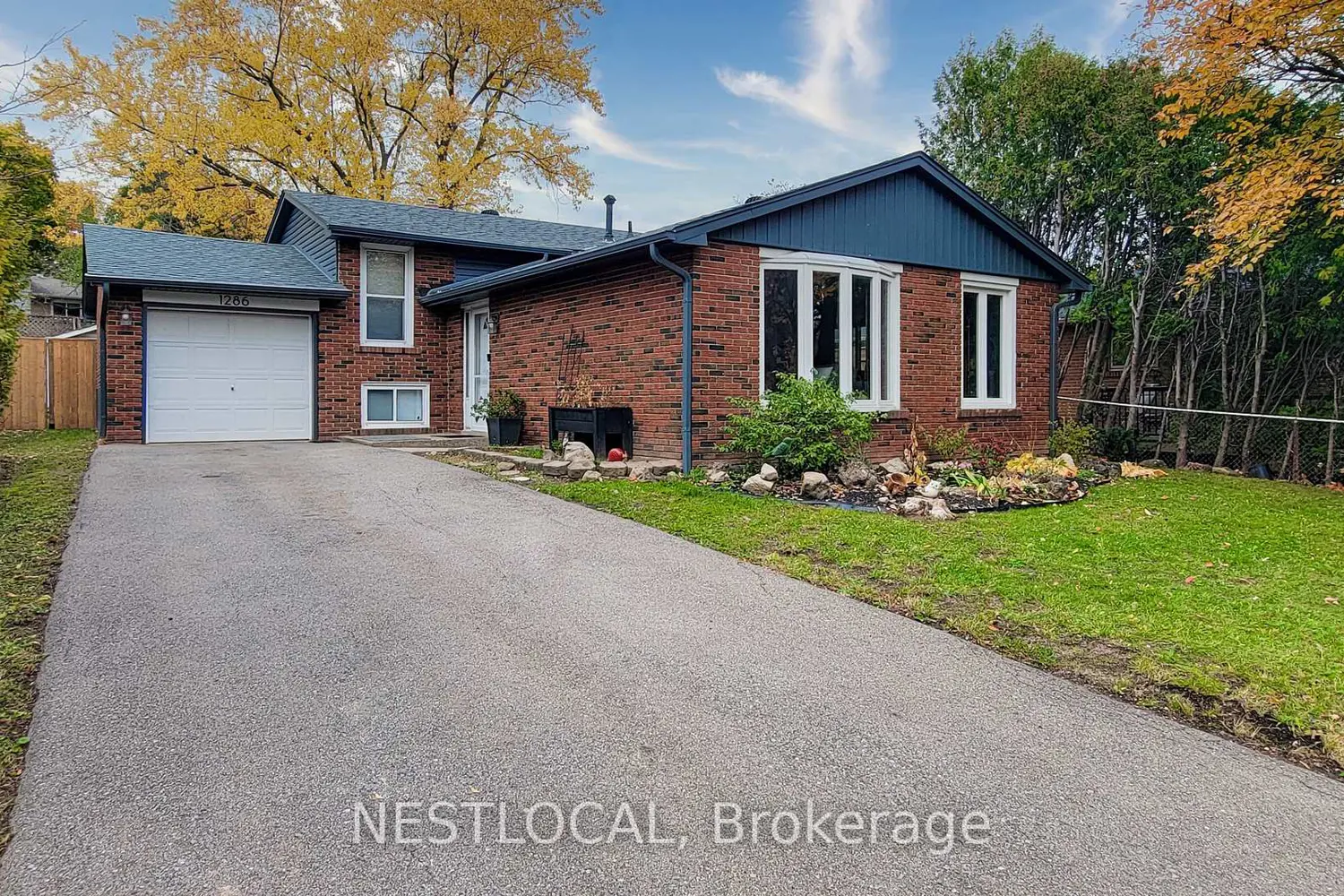 1286 Landfair Crescent