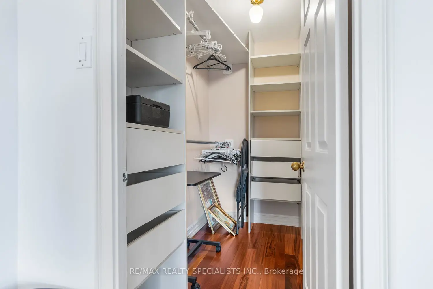 Additional image 9 of 1700 The Collegeway 405