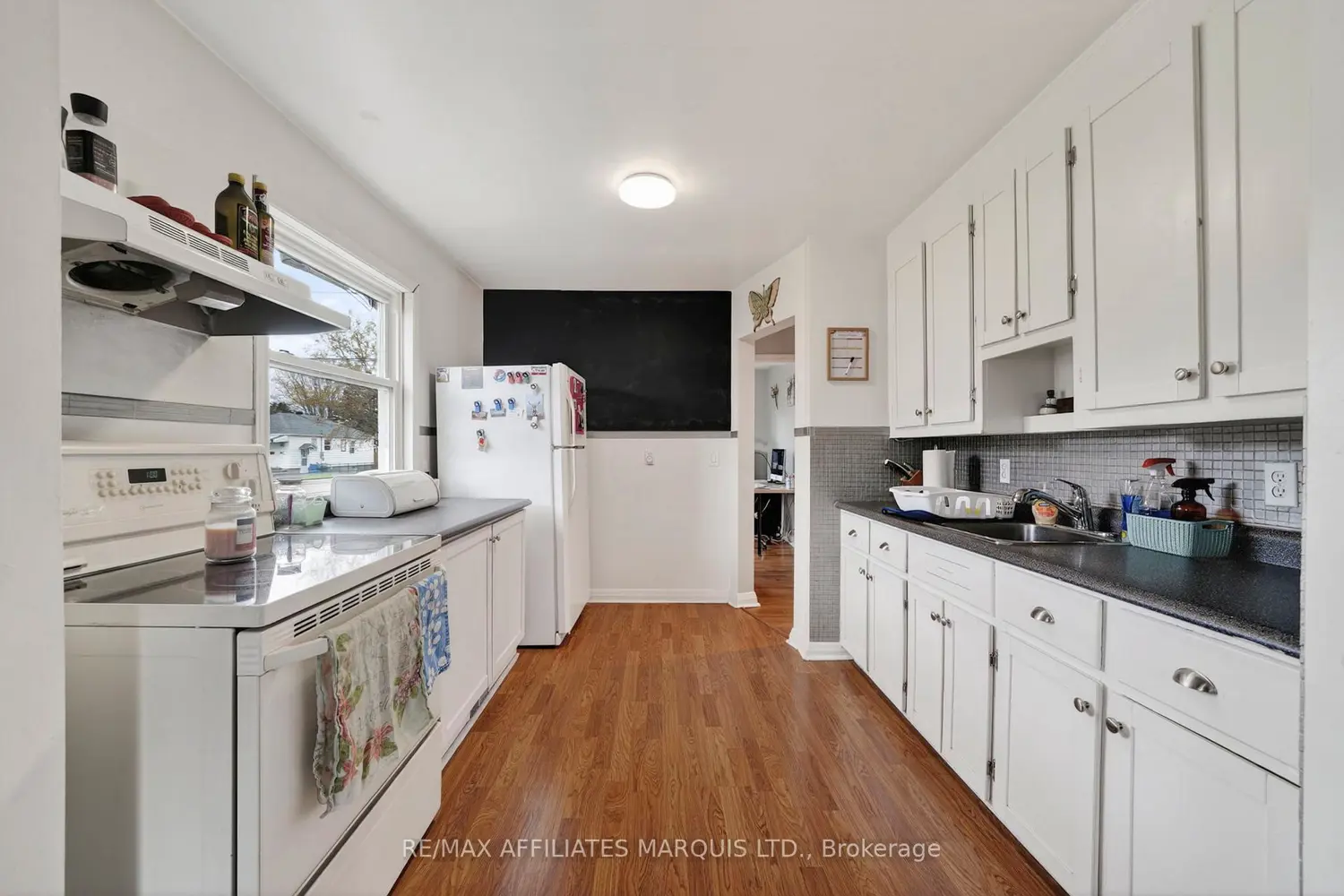 Additional image 5 of 910 Leonard Avenue