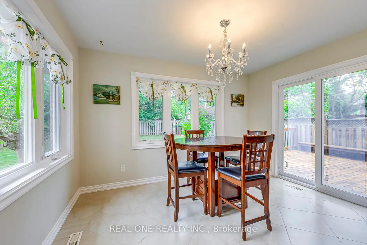 Additional image 7 of 1237 Woodview Drive
