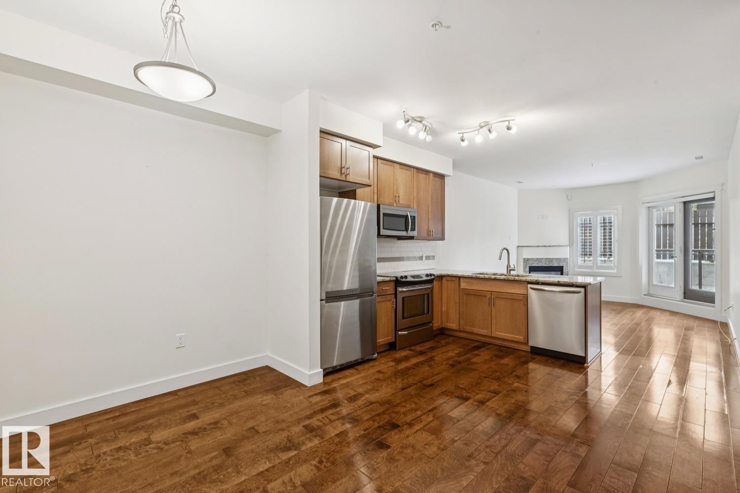 Additional image 6 of 16-11518 76 Avenue NW, Edmonton, AB, T6G0K7
