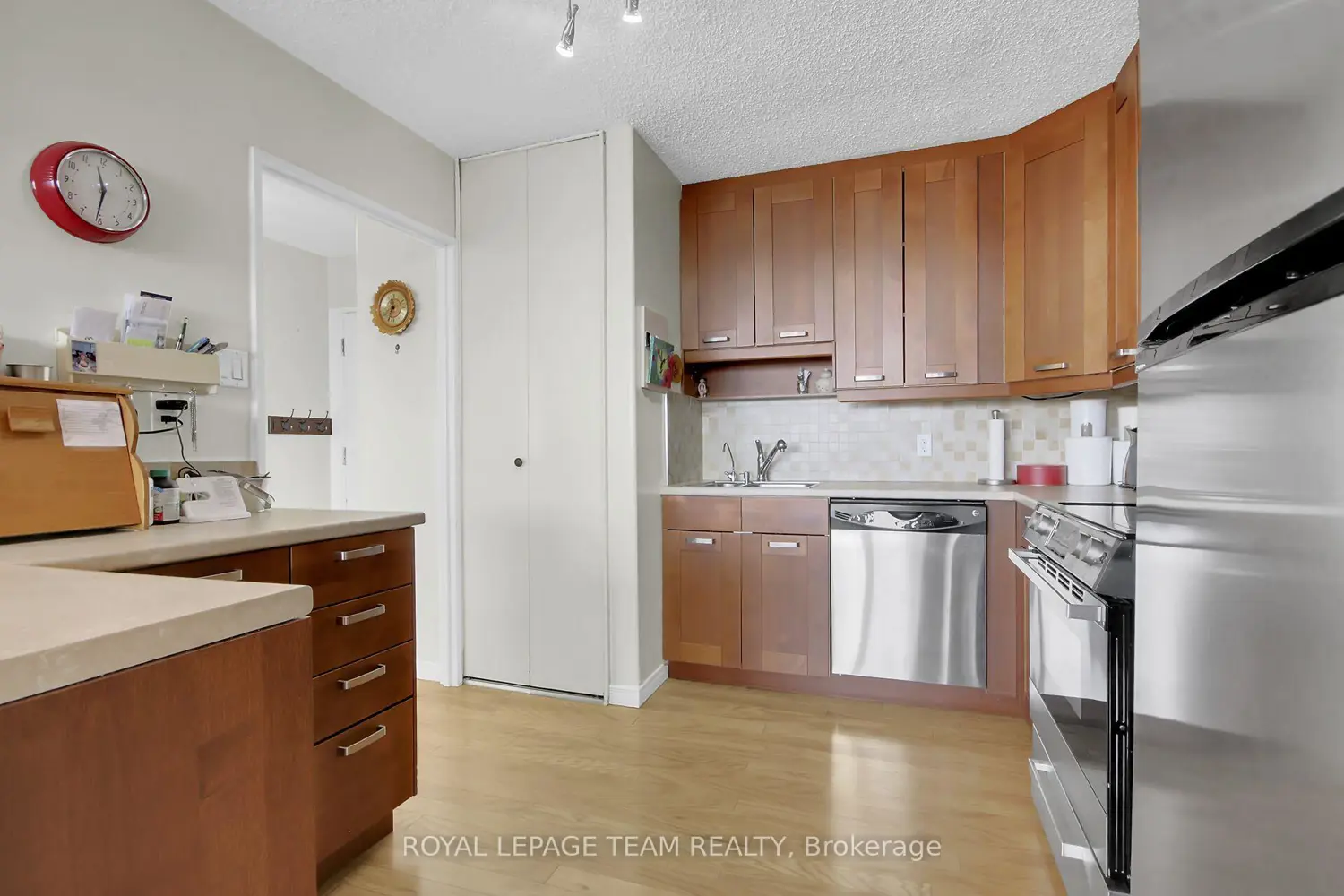 3360 Southgate Road 408 photo 4