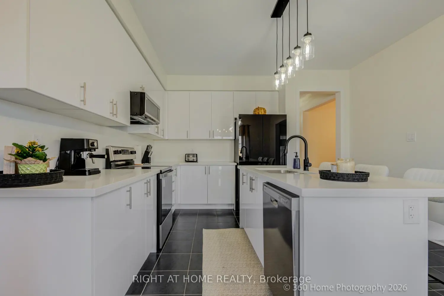 Additional image 2 of 1302 Broderick Street