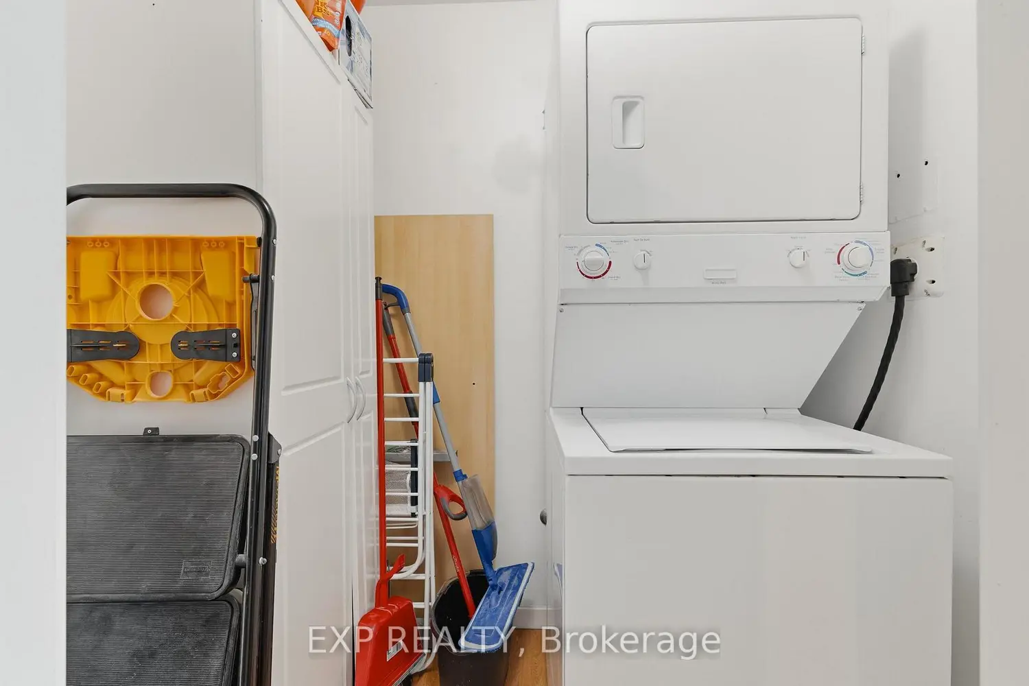 Additional image 10 of 410 King Street 124