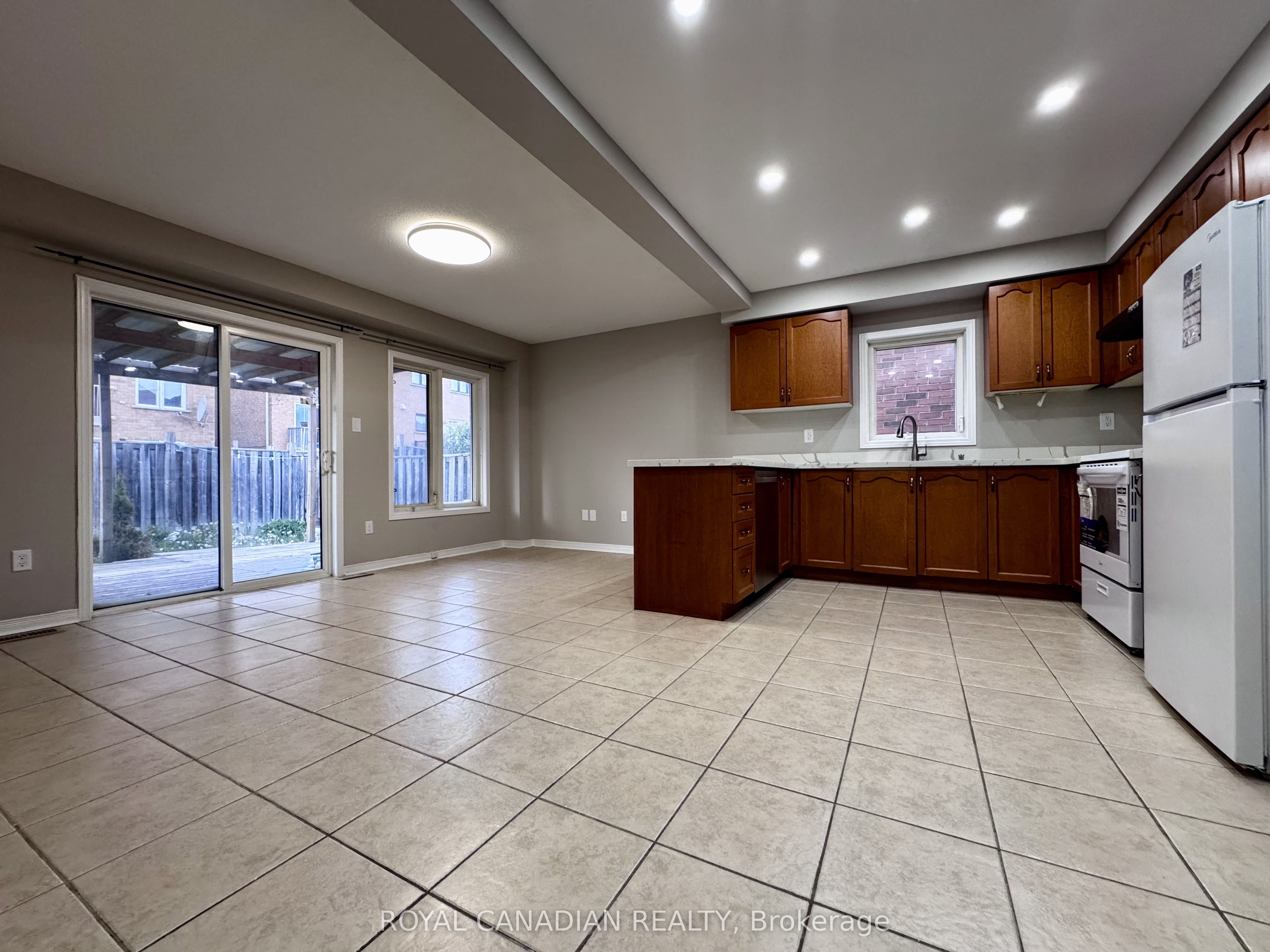 Additional image 4 of 10 Guinevere Road, Markham, ON, L3S 4S9