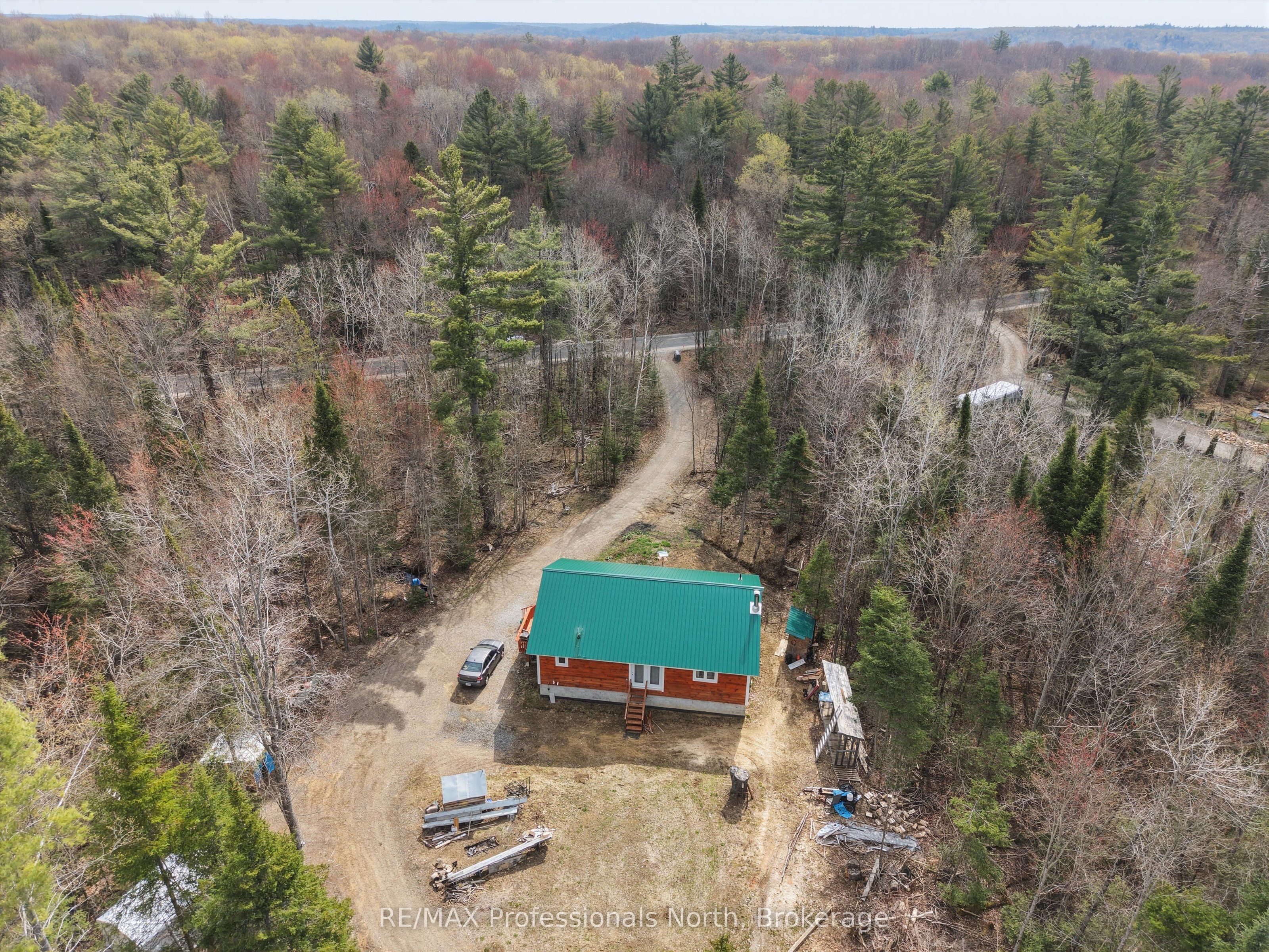 1070 Vankoughnet Road, Bracebridge, ON, P1L 1X1