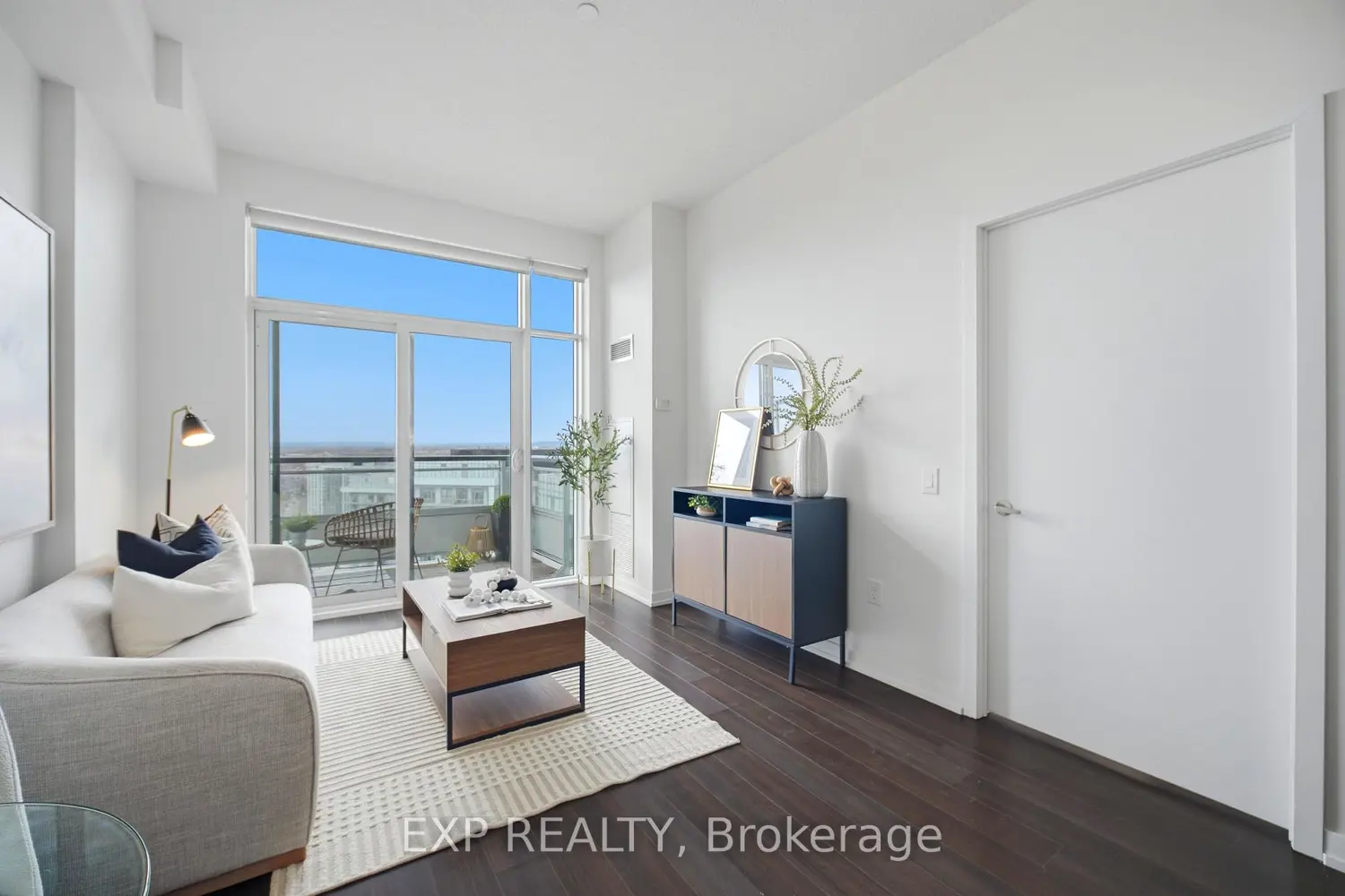 Additional image 11 of 2560 Eglinton Avenue 2508