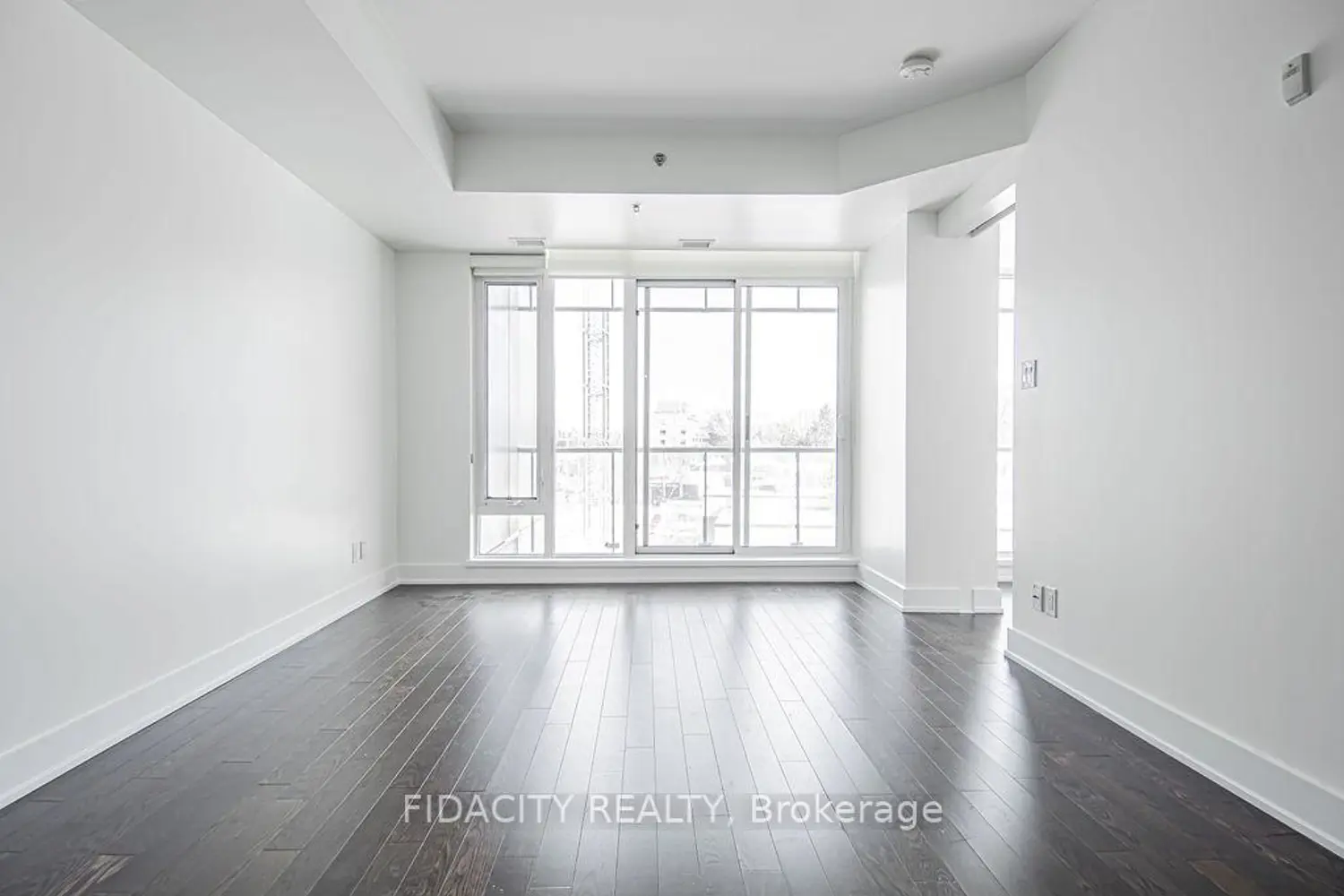 88 Richmond Road 313 photo 5