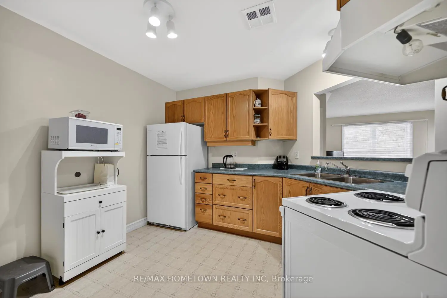 Additional image 7 of 1171 Millwood Avenue 5