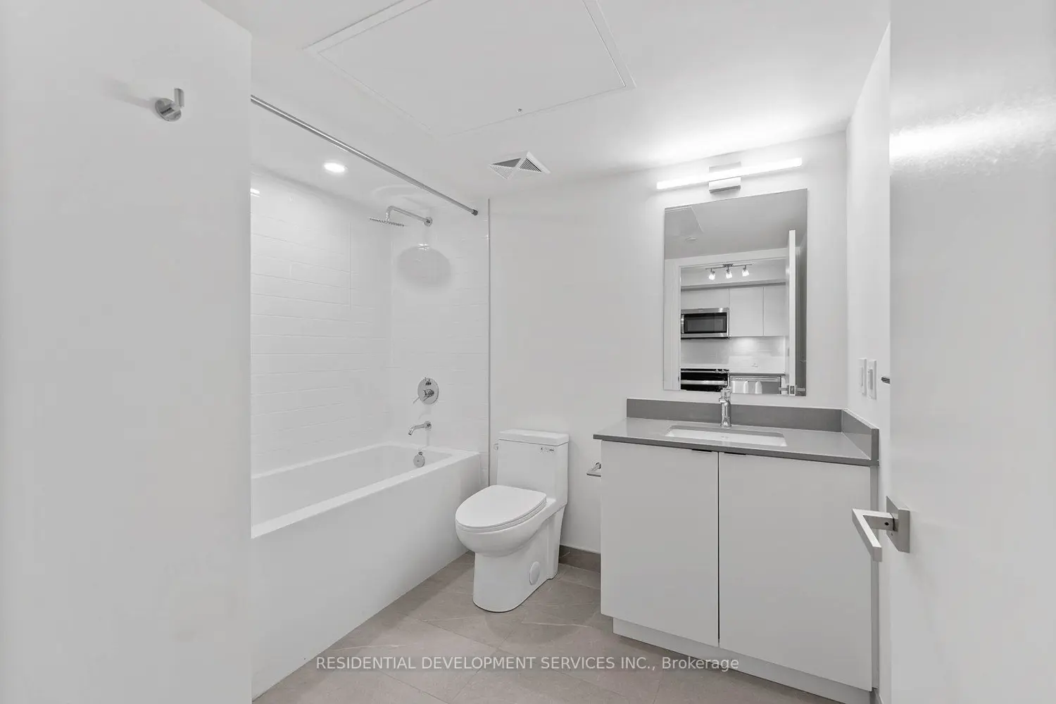 Additional image 7 of 500 Wilson Avenue 130