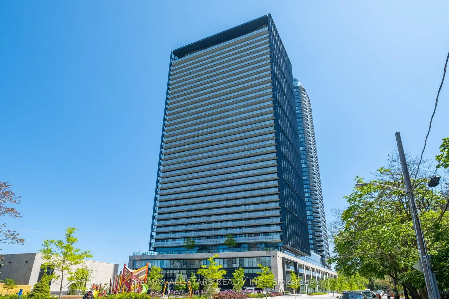 575 Bloor Street 2302