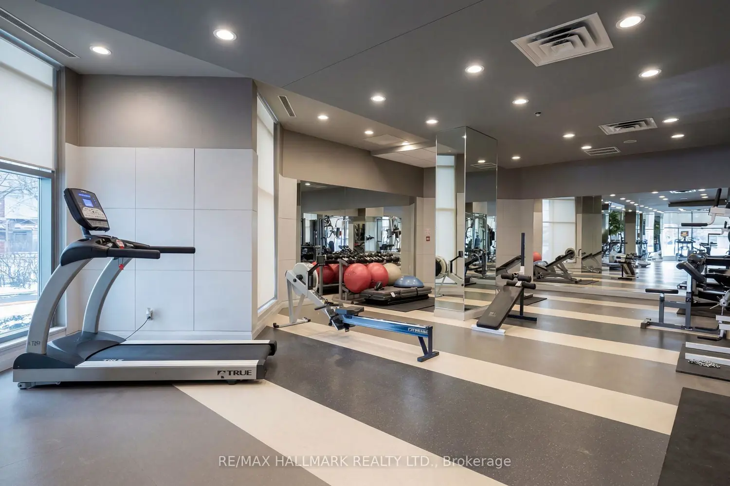 Additional image 18 of 230 Queens Quay 1119
