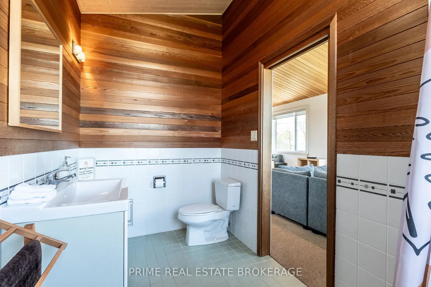 Additional image 15 of 71899 Sunridge Crescent
