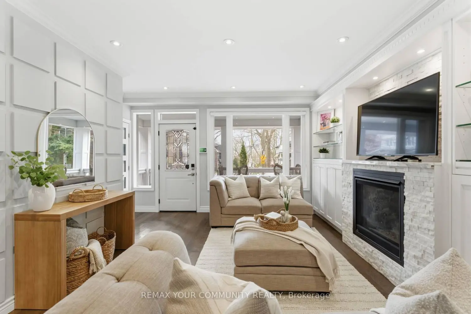 12 Hazel Avenue photo 3
