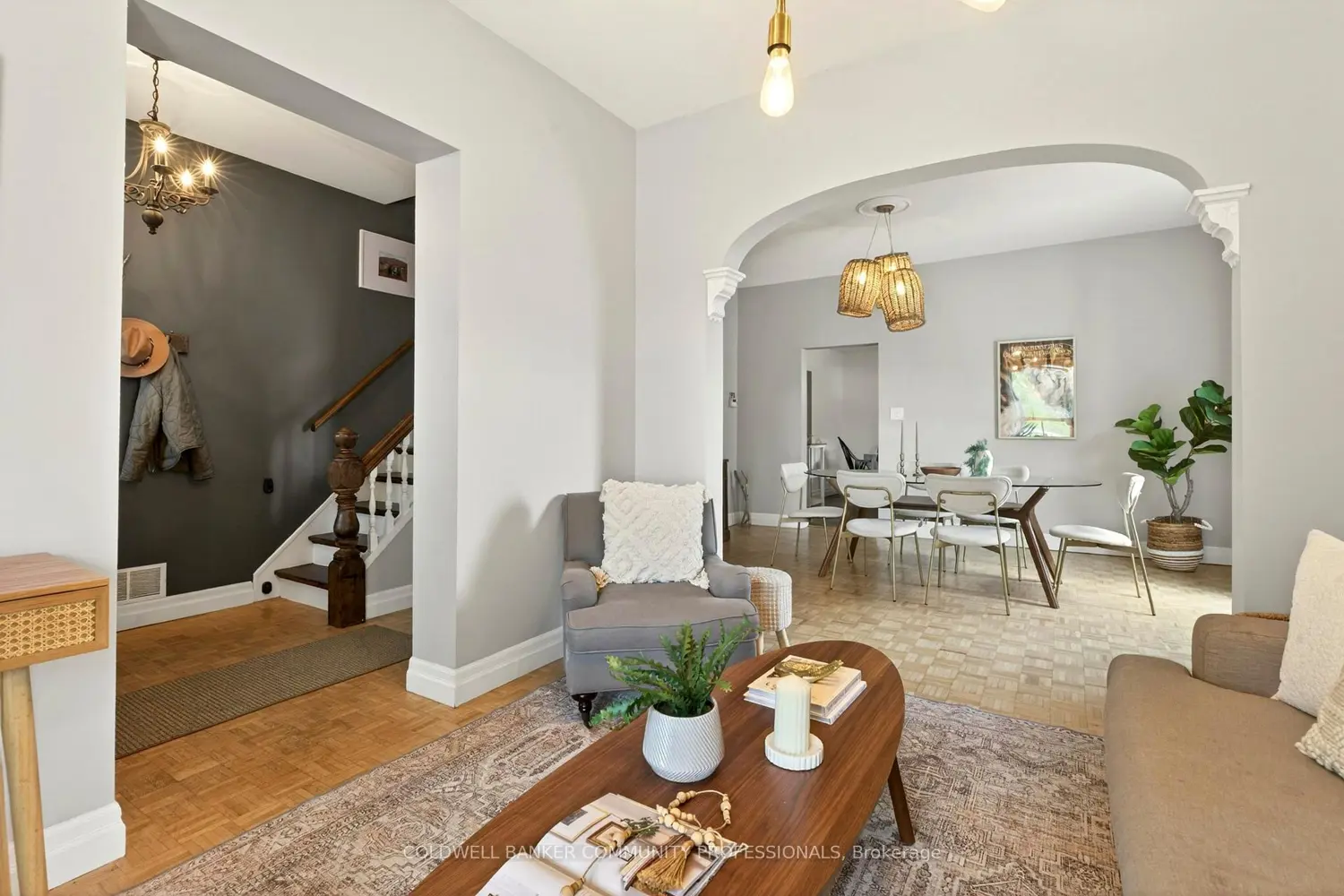 Additional image 3 of 181 Simcoe Street