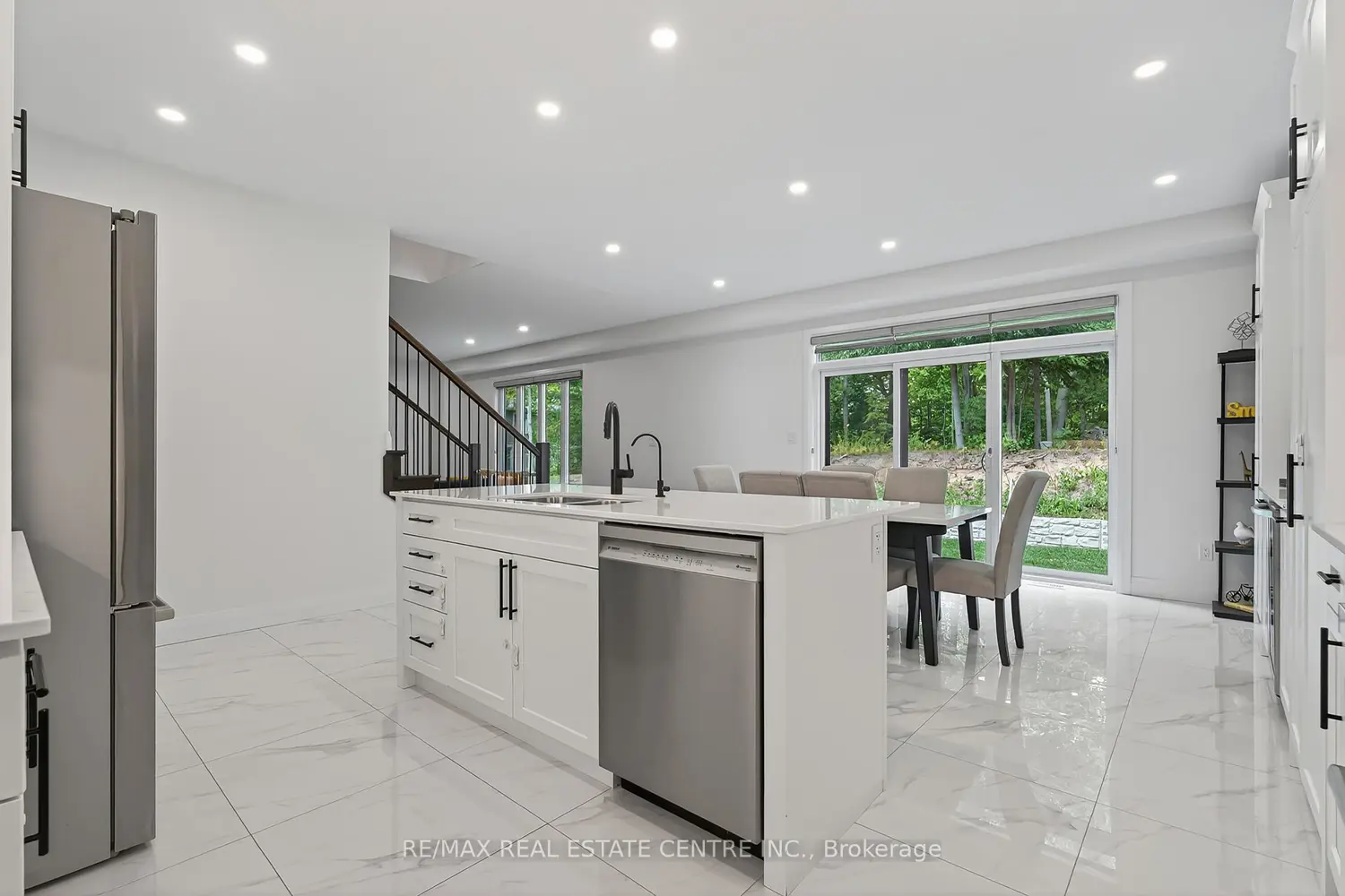 Additional image 8 of 209 Jeffrey Place