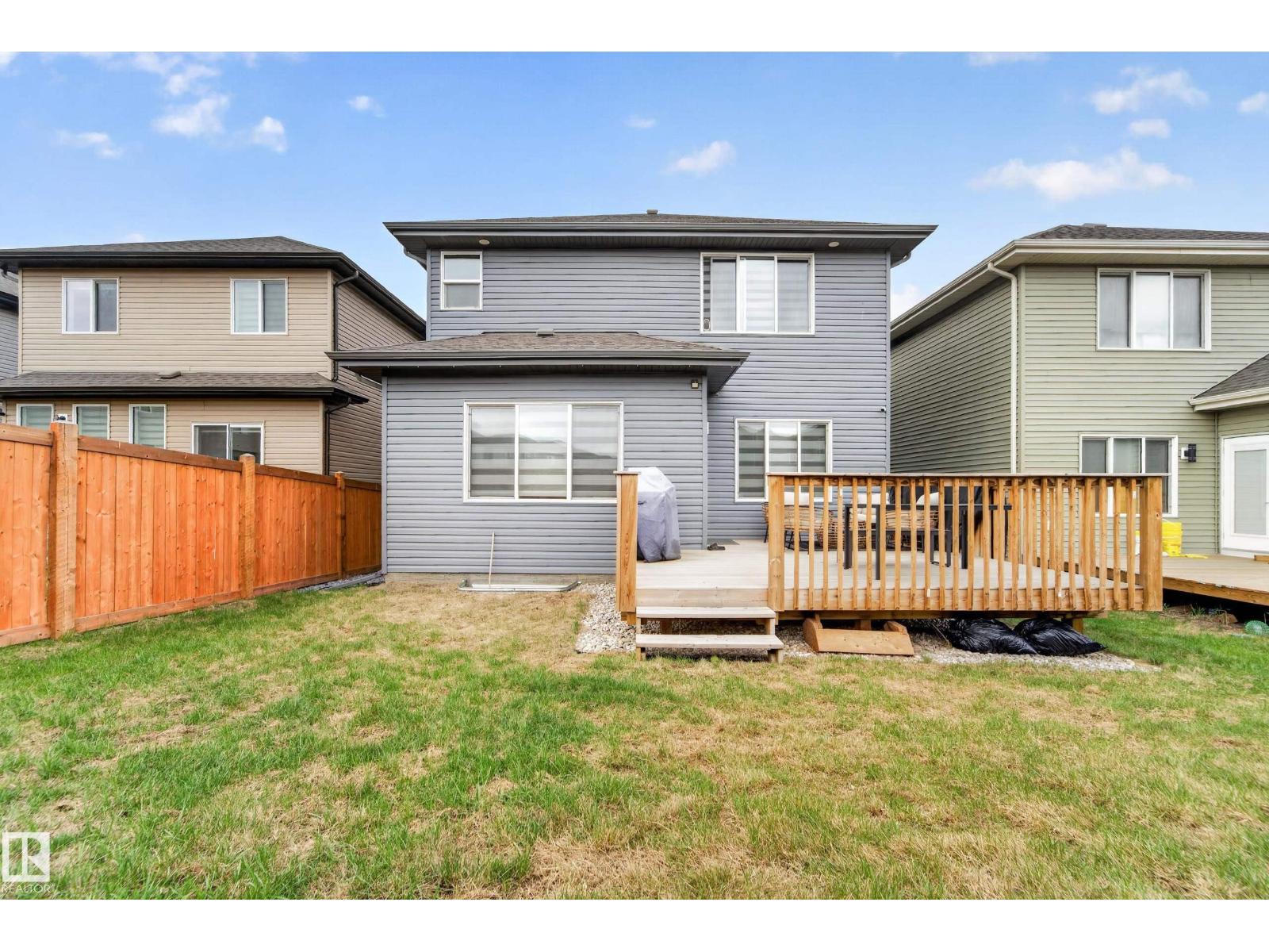 Additional image 3 of 1231 26 Street NW, Edmonton, AB, T6T2J9