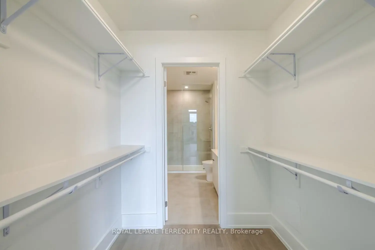 Additional image 10 of 495 Logan Avenue 505