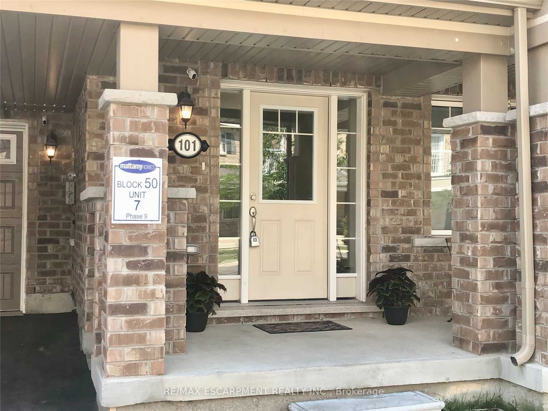Additional image 2 of 101 Lemieux Court, Milton, ON, L9E 1E9