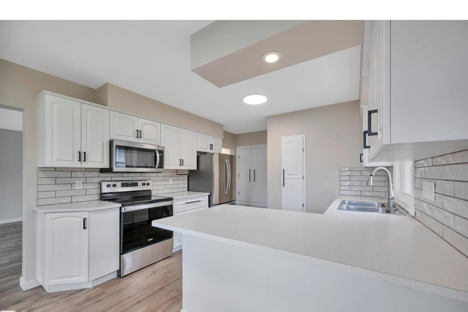 Additional image 8 of 6515-104 A Street NW, Edmonton, AB, T6Y2M2