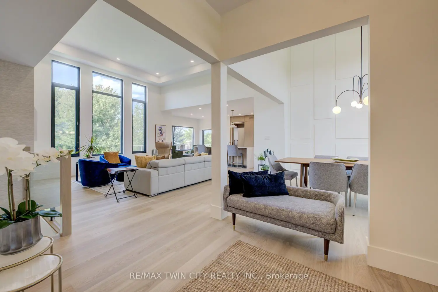 118 River Run Road