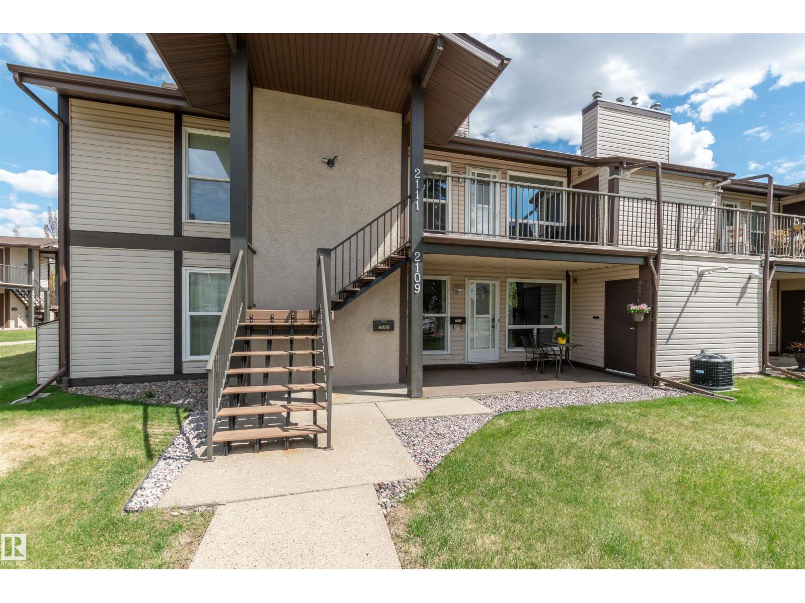 Additional image 2 of 2109 Saddleback Road NW, Edmonton, AB, T6J4T4